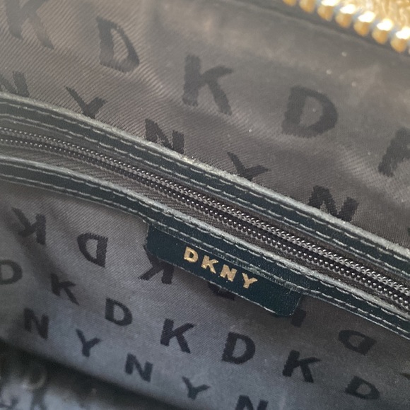 SOLD- DKNY crossbody Black - Picture 3 of 6